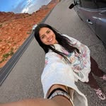 Mel Downs - @melaniedownsss - Instagram
