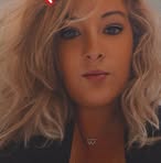 Melanie Dufour - Facebook