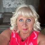 Melanie Dye - @melscards25 - Instagram