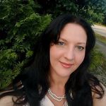 Melanie Ferrell - @fluttermelagent99 - Instagram