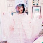 Melanie Martinez; Gavin - @littlebodybigeart - Instagram