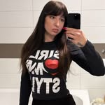 Melanie Glück - @ynaalem - Instagram