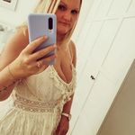 Melanie Hager - @mellyhager95 - Instagram