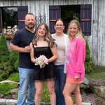 Melanie Hepler - @melhep52 - Instagram
