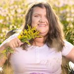 Melanie Ives - @melanie.jean.29 - Instagram