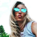 Mélanie Jacoby - @la.poule.rose - Instagram