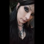 melanie - @melaniekozik - Instagram