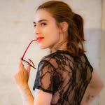 Melanie Lrgmz - @melanielargeau - Instagram