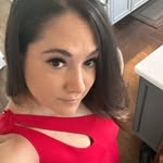 Melanie Rodriguez - @melanieatlarge - Instagram