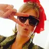 Melanie Crane Leaver - @mibourbonista - TikTok