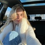 Melanie LeClerc - @melanieeleclerc - Instagram