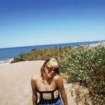 mel - @melanieluisina - Instagram