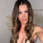Mel Manser - @melanie_manser - Instagram