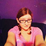 Melanie messer - @stupid.girl10 - Instagram