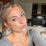 Mélanie Moens - @melanie.moens - Instagram