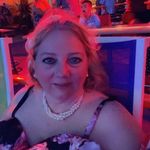 Melanie Mowery - @melanie.mowery.5 - Instagram