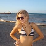 Mel - @melanieraehoffman - Instagram