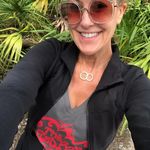 Mélanie De La Roche - @rochemelaniedela - Instagram