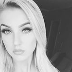 Melanie Sauer - @ichliebedasleben2099 - Instagram