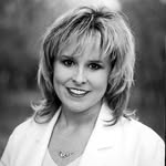 Dr.Throne - @dr.melanie_throne - Instagram