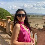 Melek Akın - @akinmelek - Instagram