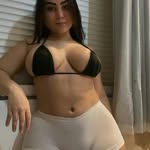 Melisa Lyons - @melisalyons87 - Instagram