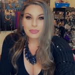 Melissa Barrack - @bling_and_sparkle_with_melissa - Instagram
