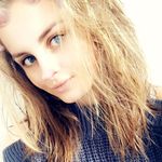 Melissa Bellis - @hairdressingstudentmidwife - Instagram