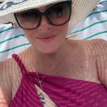 Melissa Bolt - @mzmellyluv - Instagram