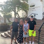 Melissa Bourke - @bourke.melissa - Instagram