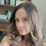 Melissa Button - @melissa.button.581 - Instagram