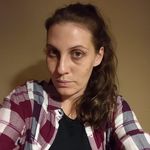 Melissa Wilson - @melissa.button.967 - Instagram