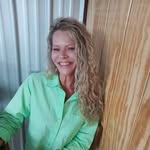 Melissa Crowder - @coolbeans500955 - Instagram