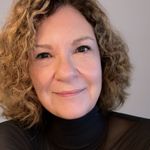 Melissa Davey - @gettingoldbutwhocares - Instagram