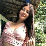 Melissa dolly - @mellhamtotty - Instagram