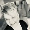 Melissa Engler - @mshappyass - TikTok