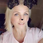 Melissa Hu - @melissa.hutter.10 - Instagram