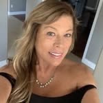 Melissa Medlin-Wiele - @medlinwiele - Instagram