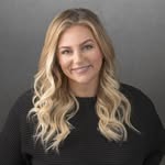 Melissa Young - @melissasellsrealestate77 - Instagram