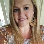 Melissa Collins Tiller - @melmeltil - Instagram