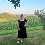 Melissa + Wine - @mwdrinkswine - Instagram