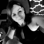 Melissa Woolard - @melissa.woolard.5 - Instagram