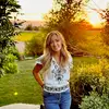 Melodie Moore - @melodiemoore - TikTok