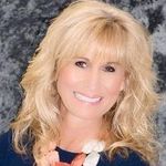 Melodie Smith - Phox Realty Gr - @melodiesmithphoxrealtygroup - Instagram