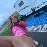 Melll - @melody.arnold.55 - Instagram