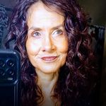 Melody Carroll - @gwichinchic - Instagram