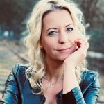 Melody E. Dickinson - @melodye.dickinson - Instagram