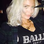 Melody Dyer - @lollipopslegsandlipstick - Instagram