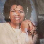 Melody Holmes - @4949holmes - Instagram