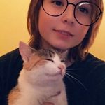 Melody Layton - @yello.dy - Instagram
